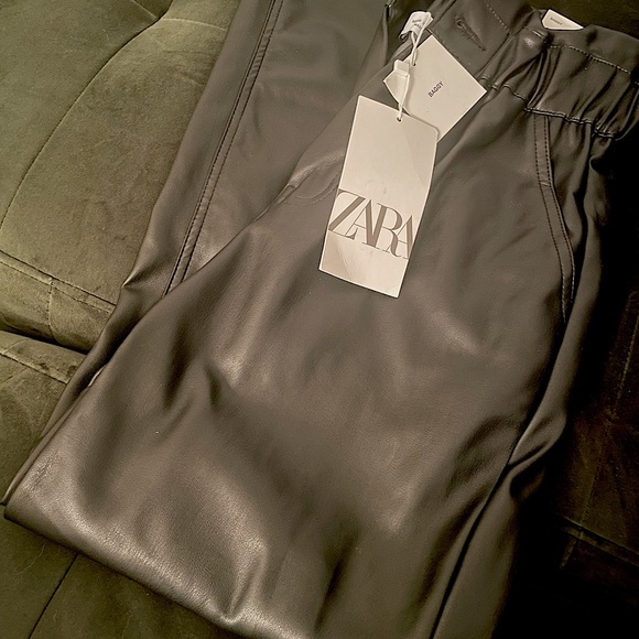 🔥🔥PRICE DROP- Zara faux leather baggy pants - Picture 5 of 7